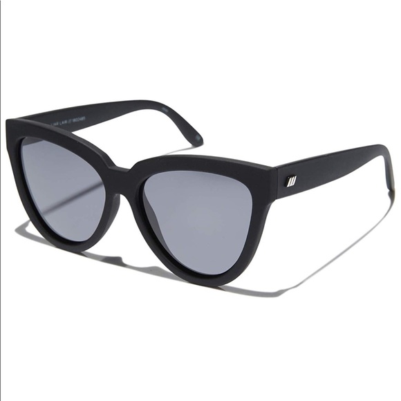 Le Specs Accessories - Le Specs cat eye sunglasses